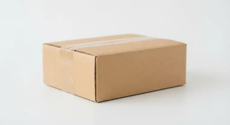 Porównanie kosztów wysyłki Paczkomat InPost w 2026 roku dla sklepu i klienta, z gabarytami A, B i C oraz dopłatami za pobranie